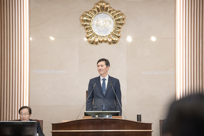 김현택 남양주시의회 의장(사진=남양주시의회 제공)