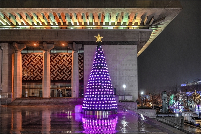 희망의 빛 1332가 전시된 모습. (사진=아모레퍼시픽 제공)