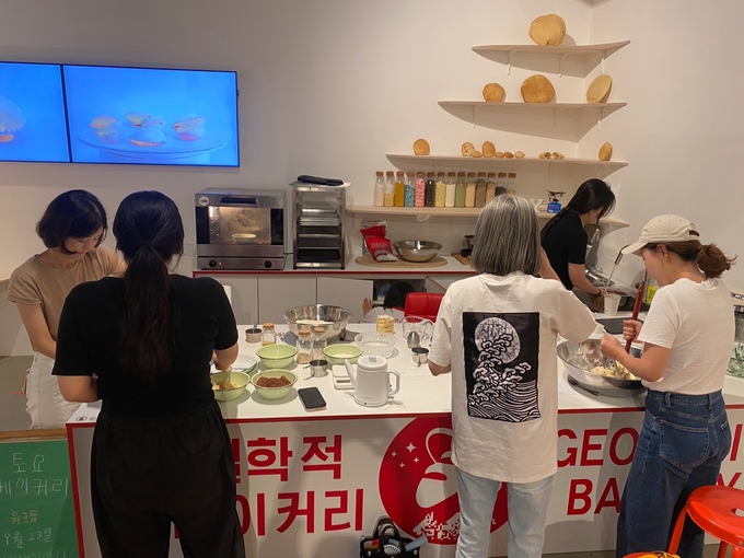 ‘프로젝토리: 평범함의 비범함’ 워크숍 전경. (사진=수원시립미술관 제공) 