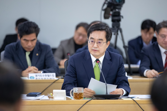 27일 도청 다목적회의실에서 열린 12월 도정열린회의에서 김동연 경기도지사가 발언하고 있다. (사진=경기도 제공) 