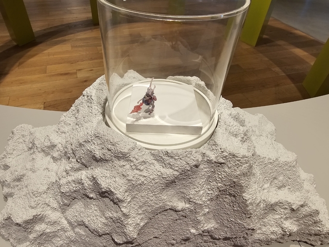 달리는, 폴리머클레이, 알루미늄 철사, 바니쉬, 스테인리스볼, 2023, 3×5×2cm. (사진=고륜형 기자)