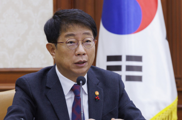 박상우 국토교통부 장관이 16일 오전 서울 종로구 정부서울청사에서 열린 비상 경제 겸 물가 관계 장관회의에 참석해 발언하고 있다. (사진=연합뉴스 제공)