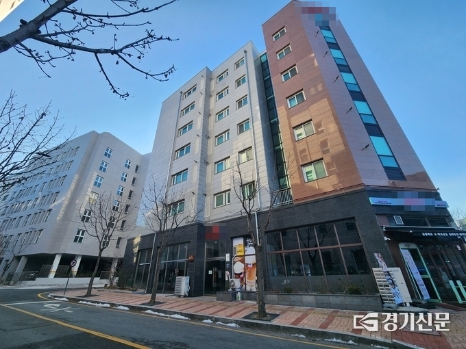 성남시 중원구 도촌동에서 임대인이 전세보증금을 돌려주지 않는다는 의혹이 발생한 오피스텔. (사진=박진석 기자)