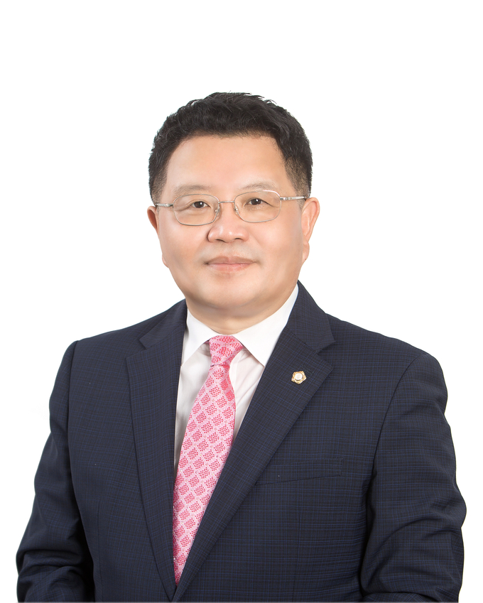 신동섭 인천시의회 행정안전위원장.