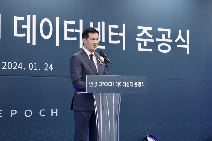 안양 호계동 '에포크 안양 센터' 준공식에 참여한 허윤홍 GS건설 대표. (사진=GS건설 제공)