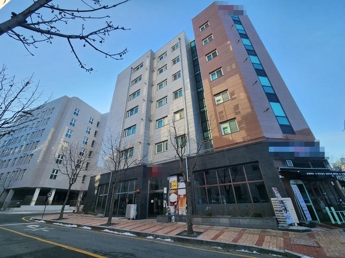  성남시 중원구 도촌동에서 임대인이 전세보증금을 돌려주지 않는다는 의혹이 발생한 오피스텔. (사진=박진석 기자)