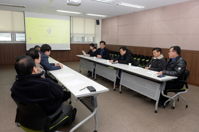 오산시의회가 오색시장 상인회와 간담회를 가지고 있다. (사진=오산시의회 제공)