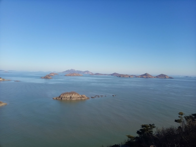 백아도 남봉. ( 사진 = 김용구 박사 제공 )