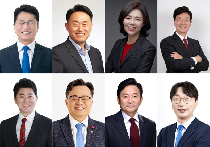 (첫줄 왼쪽부터) 조택상(민주‧중구강화군옹진군), 심재돈(국힘‧동구미추홀구갑), 민현주(국힘‧연수구을), 손범규(국힘‧남동구갑), 고주룡(국힘‧남동구을), 이동주(민주‧부평구을), 원희룡(국힘‧계양구을), 모경종(민주‧서구을) 예비후보.