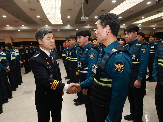  21일 경기남부경찰청에서 기동순찰대 및 형사기동대 합동 발대식이 열린 모습. (사진=경기남부경찰청 제공)