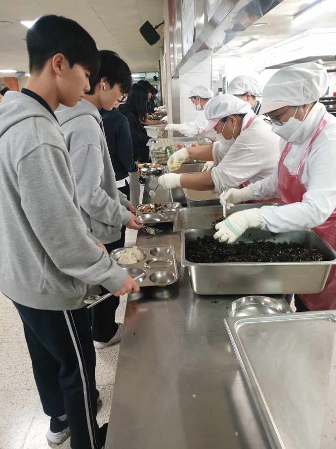 용인특례시가 지역 내 유치원과 학교급식 지원에 482억 원의 예산을 지원한다. (사진=용인시 제공)