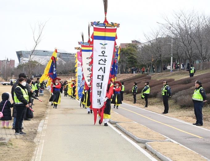 오산시 대보름행사 퍼포먼스(사진=오산시 제공)
