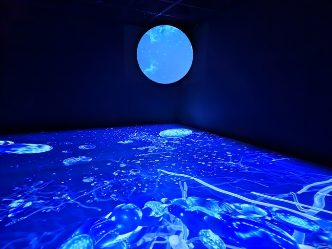 송창애, WATER ODYSSEY: MIRROR, Interactive Media Art, Sound, 02:30, 2023. (사진=고륜형 기자)