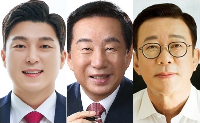 (왼쪽부터) 박진우 김포갑 후보, 김성태 전 의원, 홍철호 김포을 후보. (사진=국힘 김포갑·을 사무소 제공)