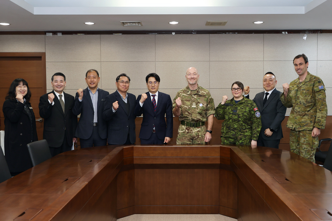 영연방 국방무관들이 가평군을 찾았다. (사진=가평군 제공)