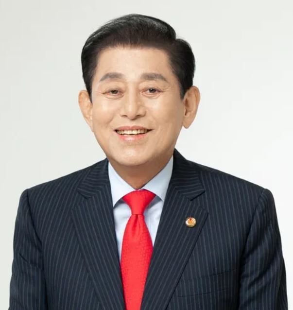 유천호 강화군수 ( 사진 = 경기신문 DB )
