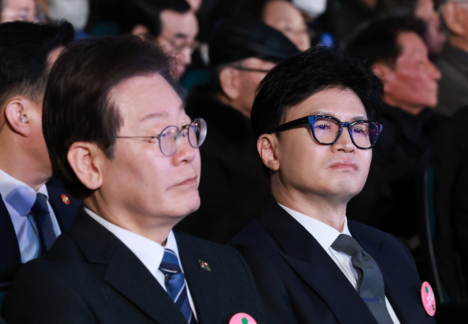한동훈 국민의힘 비상대책위원장(오른쪽)과 이재명 더불어민주당 대표. (사진=연합뉴스) 