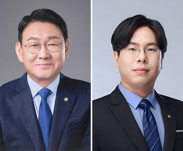 왼쪽부터 김교흥 더불어민주당 예비후보, 박상수 국민의힘 예비후보. 