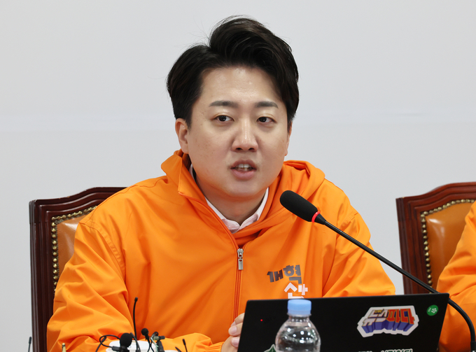 이준석 개혁신당 대표가 20일 국회에서 열린 최고위원회의에서 발언하고 있다. (사진=연합뉴스)