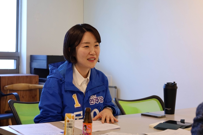 이소영 국회의원 후보가 27일 과천 교육 공약을 발표하고 있다. (사진=이소영 후보 측 제공)