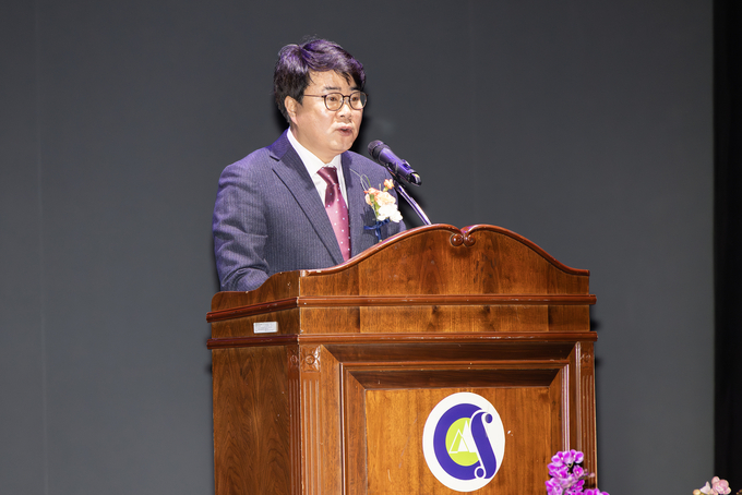 지난 2일 인천 계양문화회관에서 박성민 계양구시설관리공단 신임 이사장이 취임사를 하고 있다. ( 사진 = 계양구 제공 )