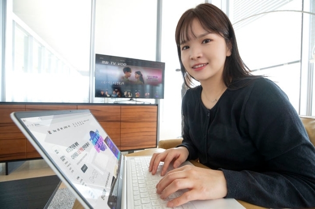 KT가 온라인 채널 KT닷컴을 통해 인터넷·TV를 1년 약정 신규 가입하는 청년, 소상공인에게 3년 약정 수준의 할인 혜택을 제공한다. (사진=KT 제공)