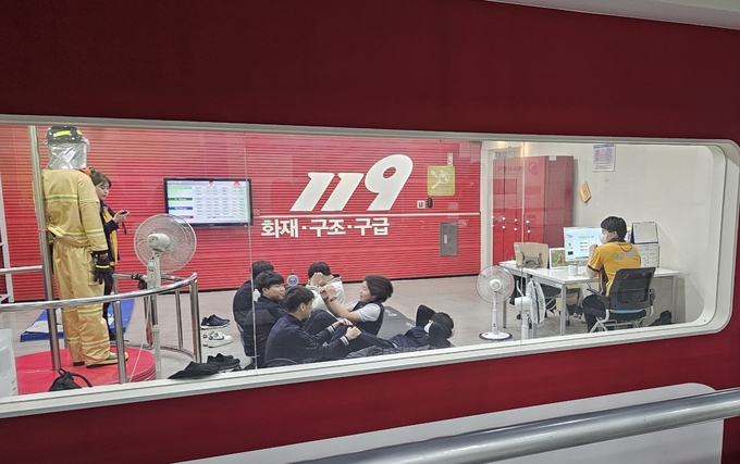 대안중 1학년 학생들이 진로 직업체험 프로그램에 참여하는 모습. (사진=대안중 제공)