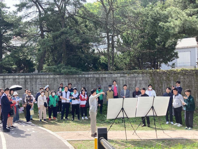 용인특례시 기흥구가 상하천 합류부 환경개선사업에 주민 의견을 수렴하기 위해 주민설명회를 개최했다. (사진=용인시 제공)
