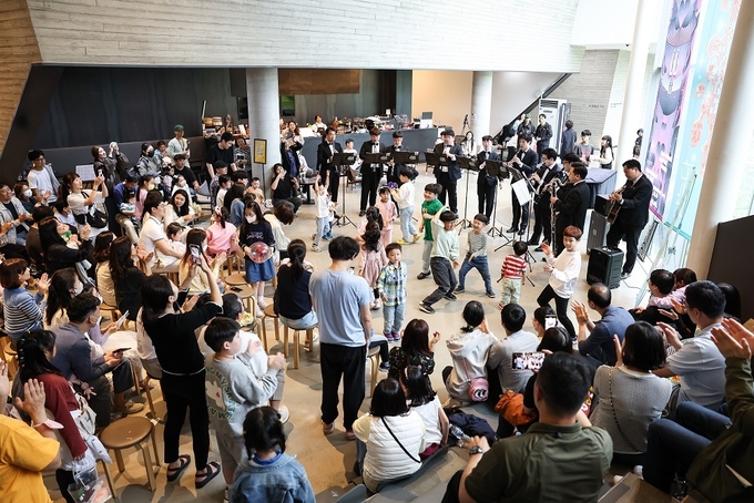 수원시립미술관 공연 전경. (사진=수원시립미술관 제공)