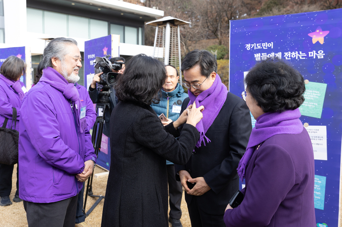 김동연 경기도지사는 지난해 12월 도담소에서 10·29 이태원참사 유가족 간담회를 개최했다. (사진=경기도 제공)