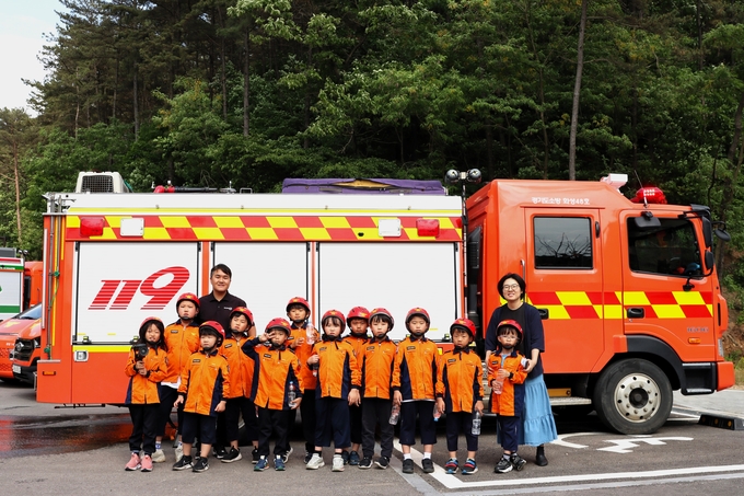 동탄기독학교 초등부 119청소년단. (사진=화성소방서 제공)