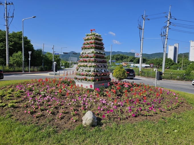 양평군 회전교차로 화단. (사진=양평군 제공)