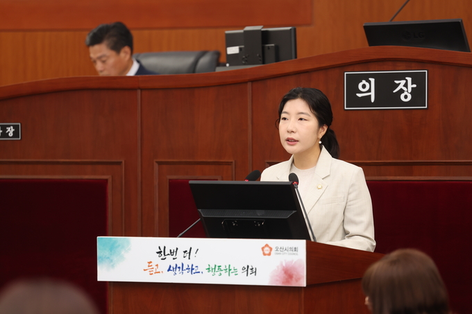 전예슬 의원이 본회의서 “오산도시공사전환 관련”이라는 주제로 7분발언을 하고 있다. (사진=오산시 의회 제공)