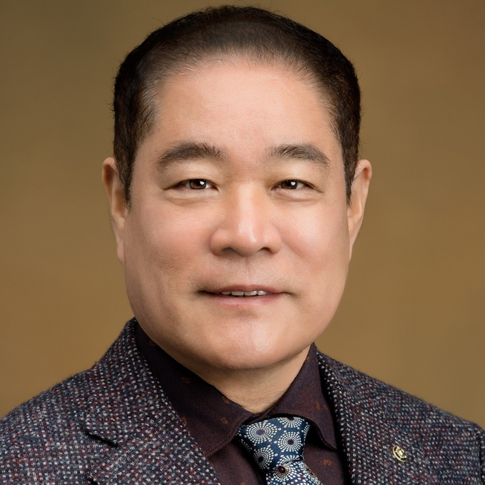 경기동부상공회의소 제8대 회장에 추대된 이홍균 수석부회장(주.쌍용스텐 대표) (사진=경기동부상공회의소 제공)