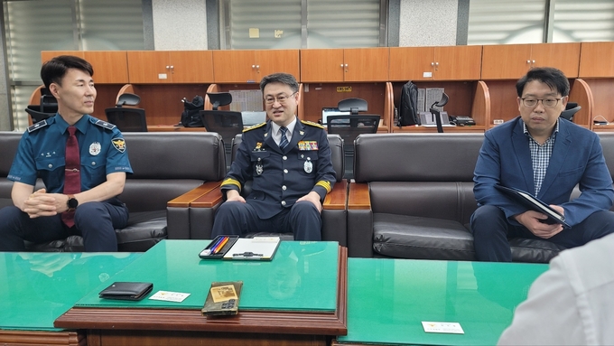 김도형 41대 인천경창청장이 25일 기자간담회에서 취임 인사를 하고 있다. ( 사진 = 이연수 기자 )