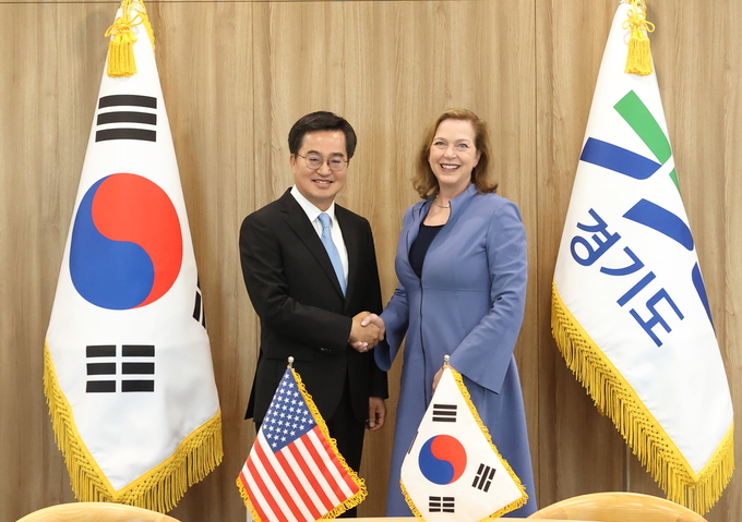안전밧데리 이미지