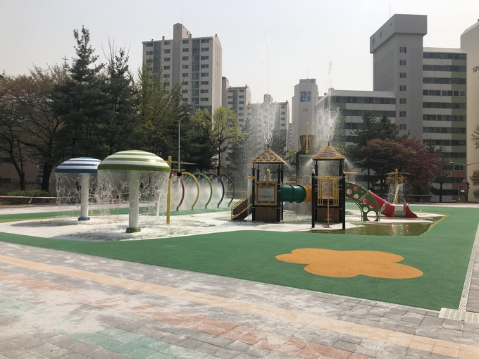 인천의 한 어린이 물놀이장 모습. ( 사진 = 인천시 제공 )