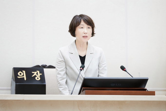 유진선 용인시의회 초대 여성 의장. (사진=용인시의회 제공)