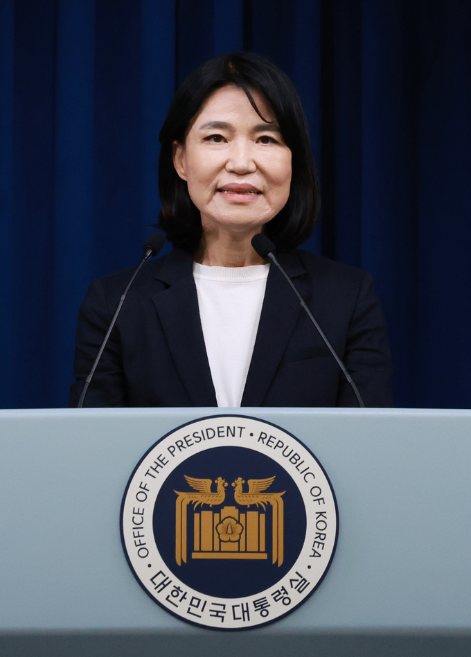 이진숙 신임 방송통신위원장 후보자가 4일 오전 서울 용산 대통령실 청사 브리핑실에서 열린 인사브리핑에서 지명 소감을 말하고 있다. (사진=연합뉴스)
