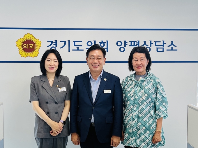 전진선 양평군수가 5일 양평군 경기도의회 사무실에서 도비 확보를 위해 경기도의회 의원들과 소통간담회를 가졌다. (사진=양평군 제공)