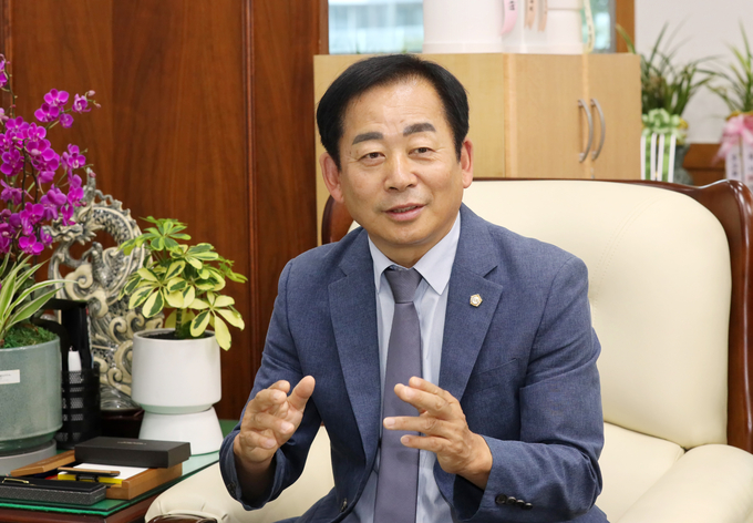 김연균 의정부시의회 의장. (사진=의정부시의회 제공)