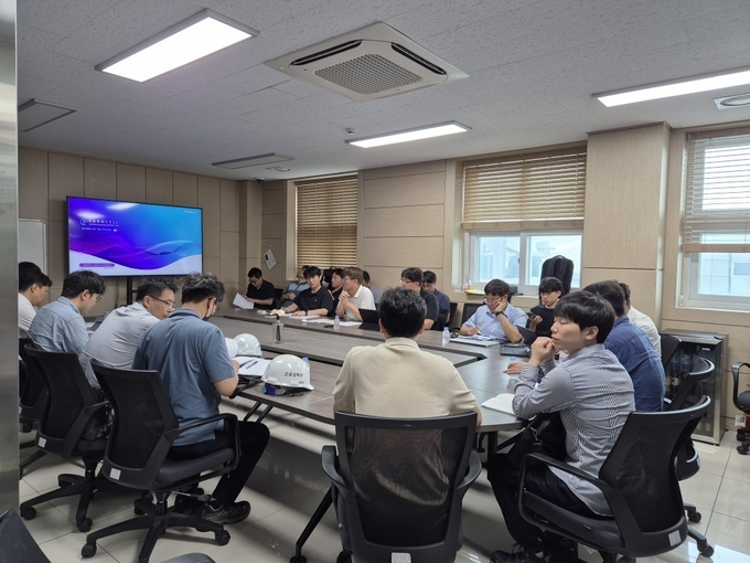 오산시, 리튬배터리 제조업체 정부합동 안전점검 실시 모습. (사진=오산시 제공)