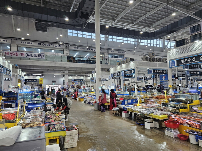 수원시농수산물도매시장 수산동. (사진=수원시 제공)