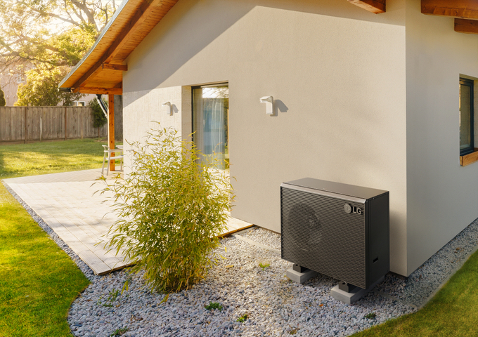 유럽 최대 가전전시회 IFA 2024에서 선보이는 ‘써마브이 R290 모노블럭(Therma V R290 Monobloc)’ 신제품. (사진=LG전자 제공)