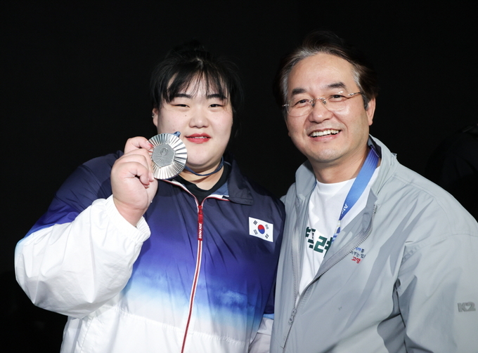 박혜정 선수, 이동환 고양특례시장. (사진=고양시 제공)