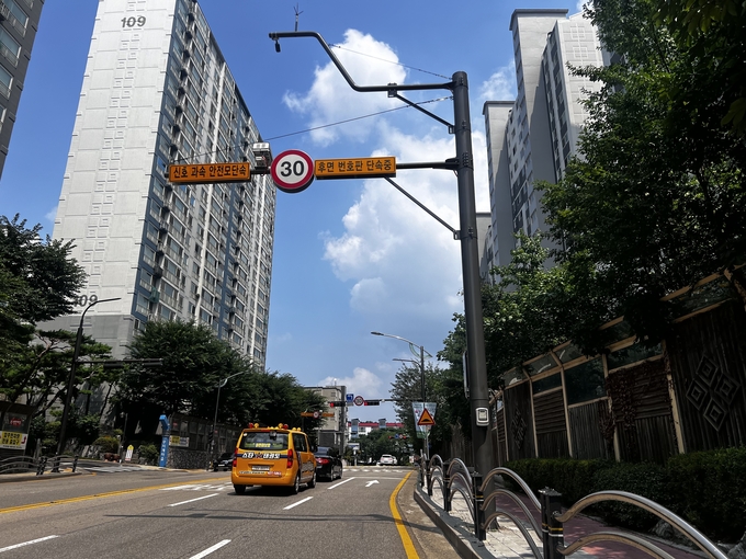 경기도 내 설치된 후면 무인단속장비. (사진=경기도 제공)