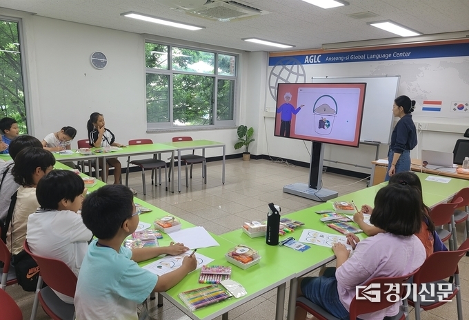 2024년 여름방학 캠프 '언어패키지' 모습. (사진=한경국립대학교 제공)