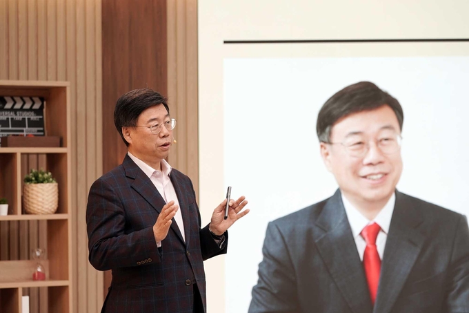 신상진 성남시장. 정치인에서 행정가로 이미지 변신에 성공했다는 평가를 받고 있다. (사진=성남시 제공)
