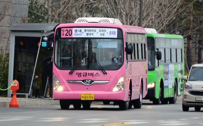 남양주시의 어르신 교통비 지원사업이 어르신 이동권 증대에 크게 기여하고 있는 것으로 나타났다. (사진=남양주시 제공) 
