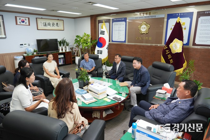 안성시의회, 안성사립유치원엽합회 간담회 모습. (사진=안성시의회 제공)